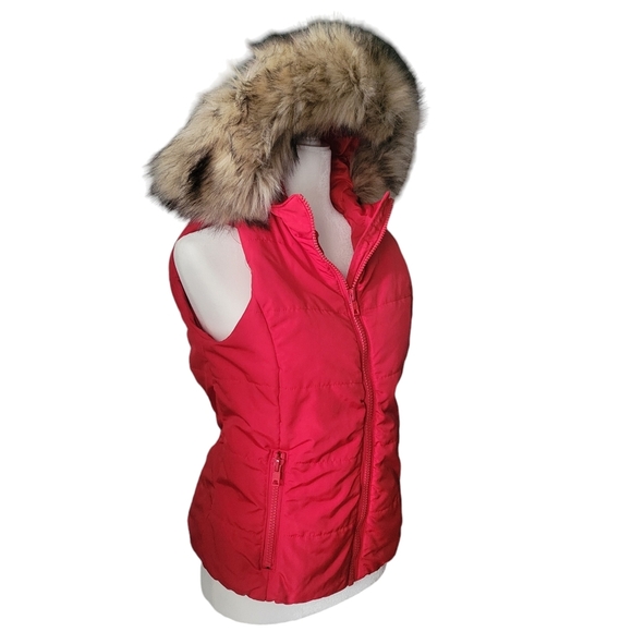 Liz Claiborne Outdoor Vest - Picture 2 of 6